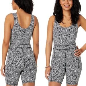 Lilly Pulitzer Luxletic Everetta One Piece Unitard Romper Women's Size‎ Medium